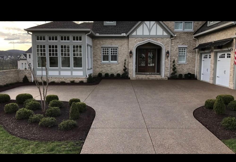 Driveway Pressure Wash Before cleaning